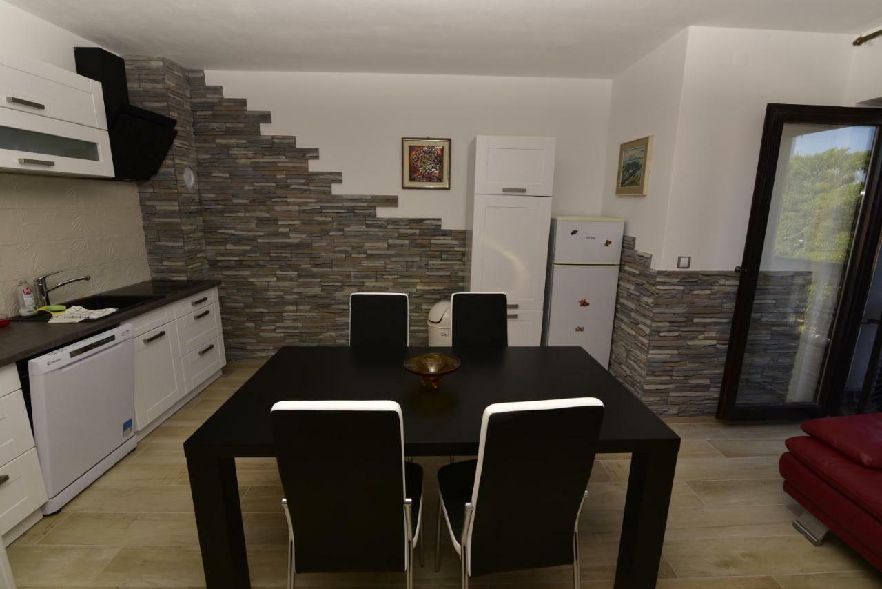 Apartments Matthew & Oscar โพราต ภายนอก รูปภาพ