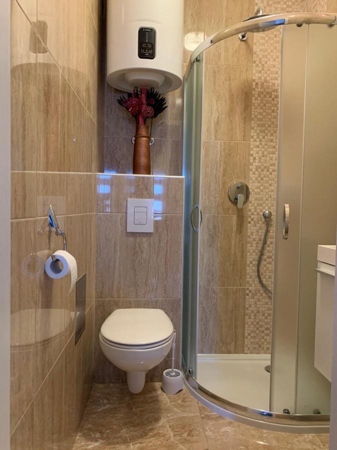 Apartments Matthew & Oscar โพราต ภายนอก รูปภาพ